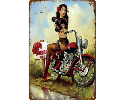 Metalen wandbord | Vrouw op motor |