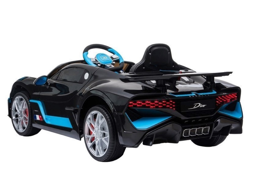 Bugatti divo zwart elektrische kinderauto achterkant