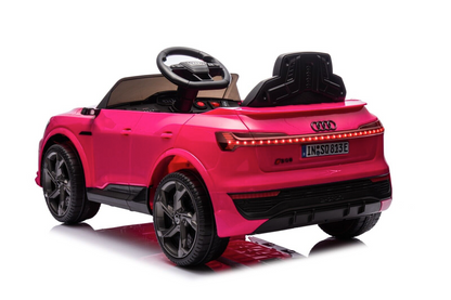 Audi S Q8 | Elektrische kinderauto | 12V | Roze |