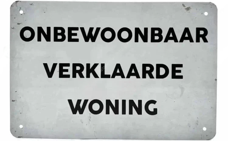 Metalen wandbord | Onbewoonbaar verklaarde woning |